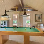Nice Home In Vaeggerlose With Sauna