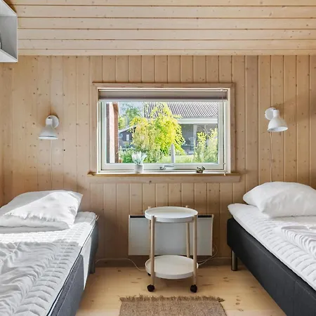 In Vaeggerlose With Sauna * Bøtø By