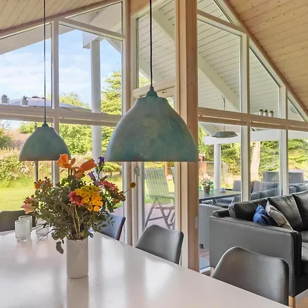 Dom wakacyjny Gorgeous In Vaeggerlose With Sauna *